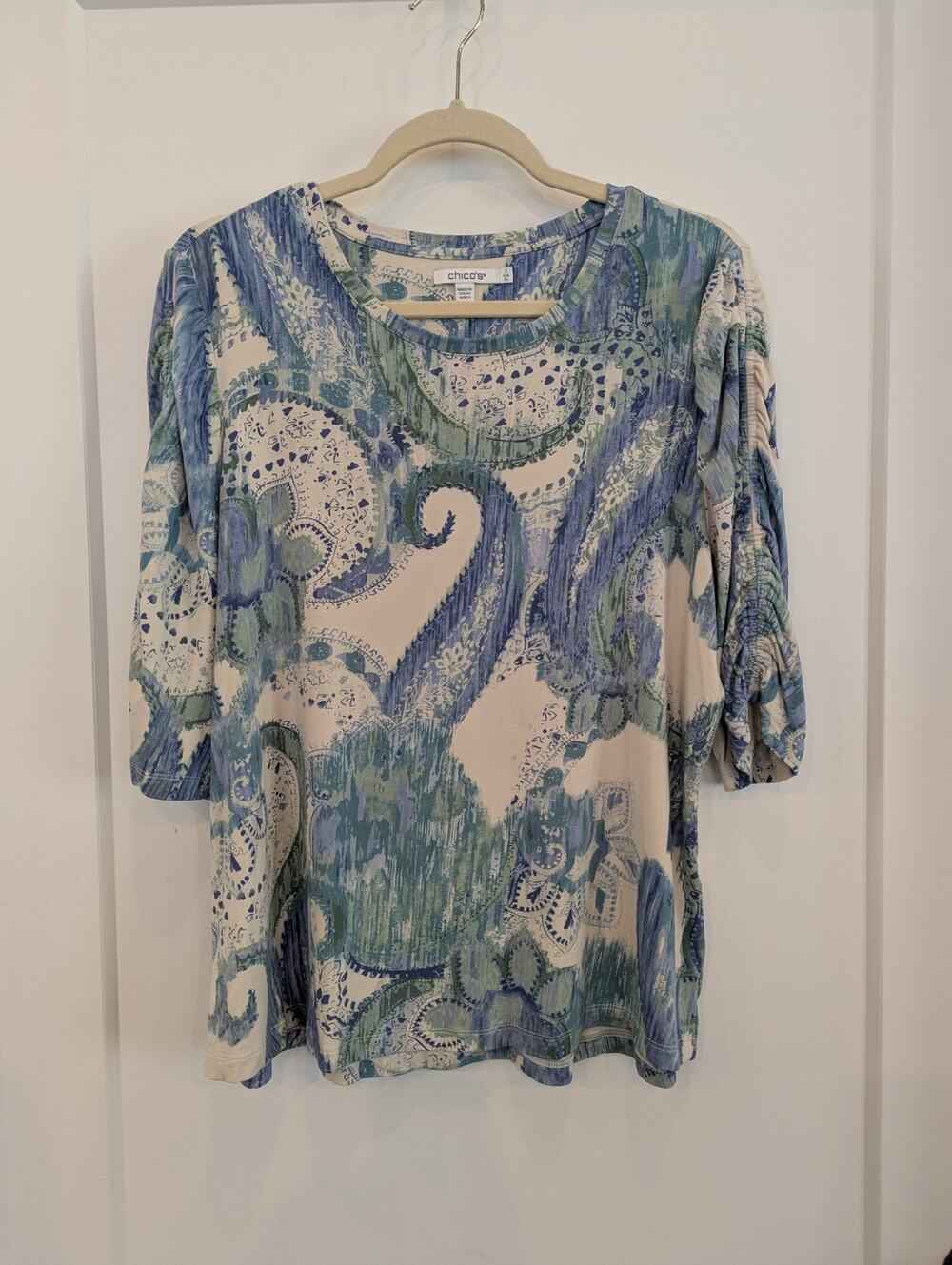 Chico's XL(Sz16) Women Knit Blouse Blue Green Paisley Ruching Shirt Sleeve EUC